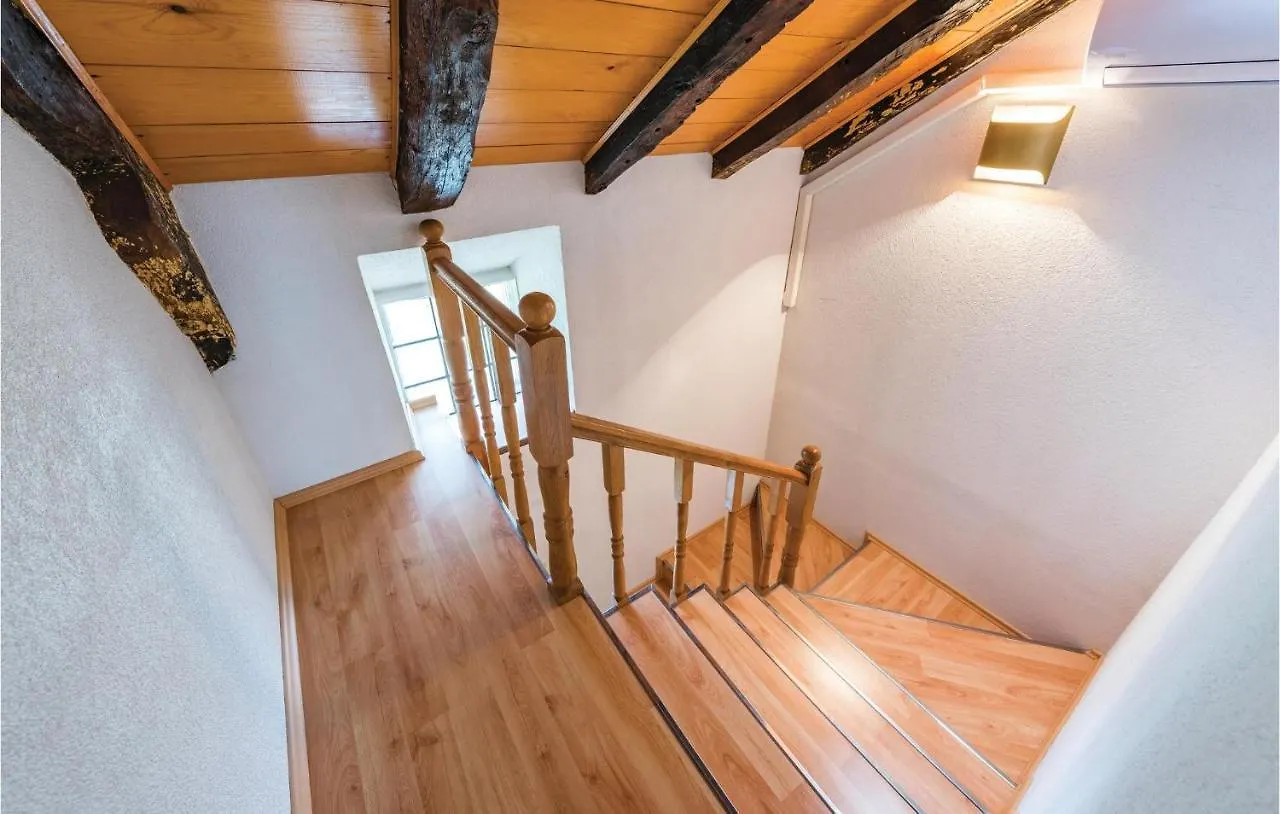 3 Bedroom Gorgeous Home In Domijanici Zminj Croatia