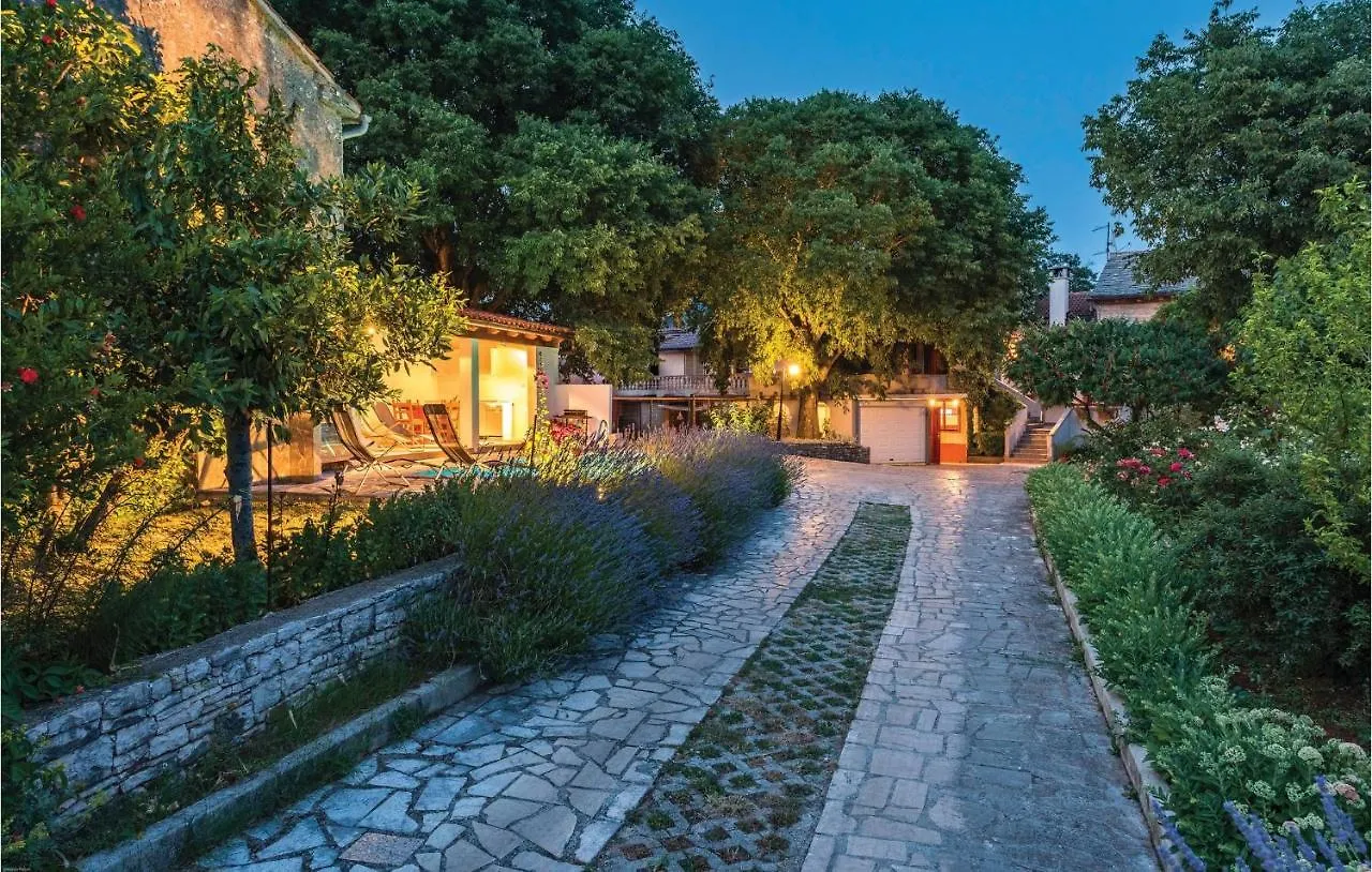Holiday home 3 Bedroom Gorgeous Home In Domijanici Zminj