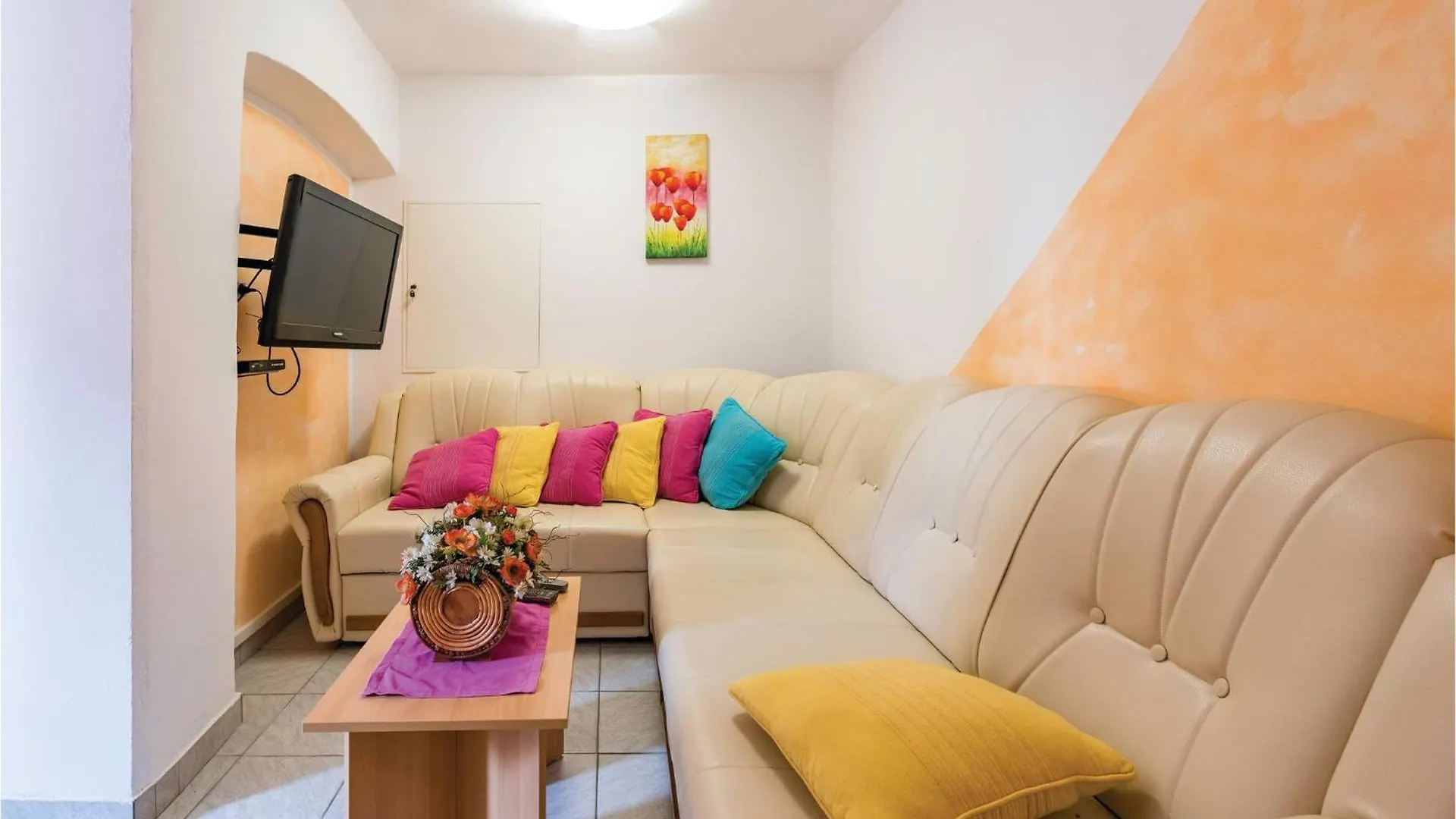 3 Bedroom Gorgeous Home In Domijanici Zminj Holiday home