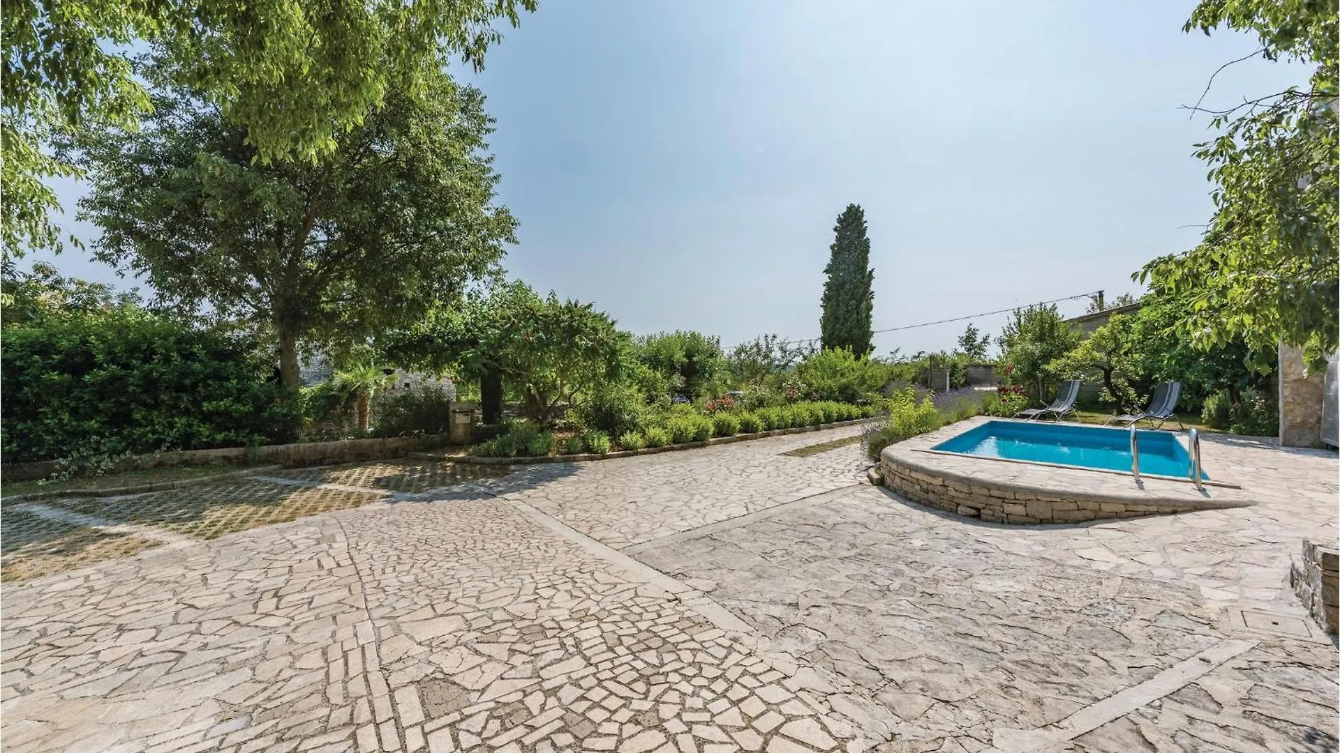 3 Bedroom Gorgeous Home In Domijanici Zminj Holiday home